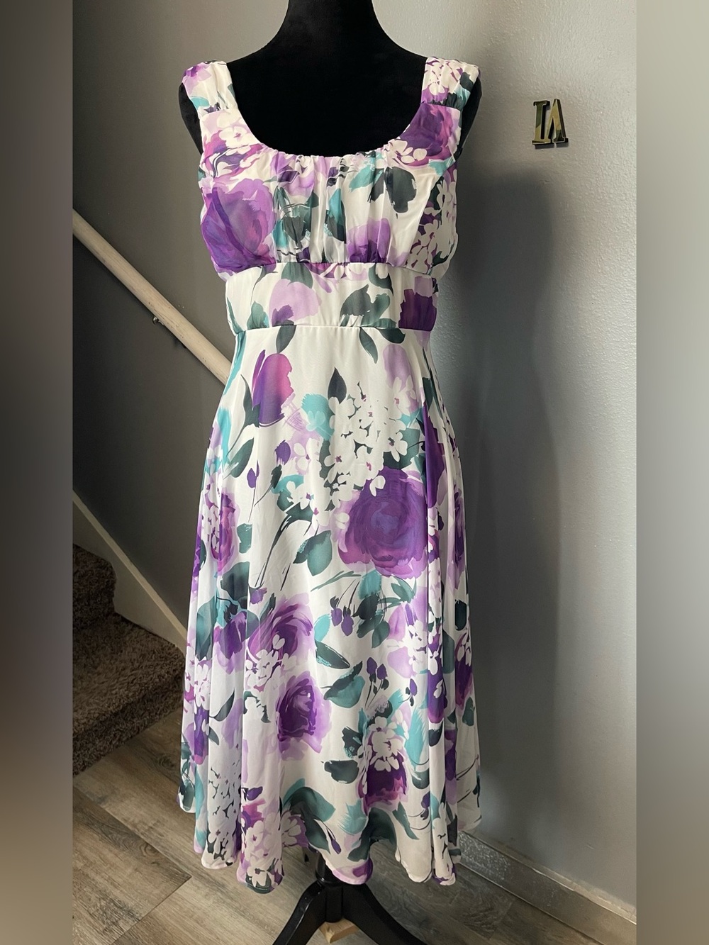 Dressbarn Purple Floral Print Sleeveless Dress